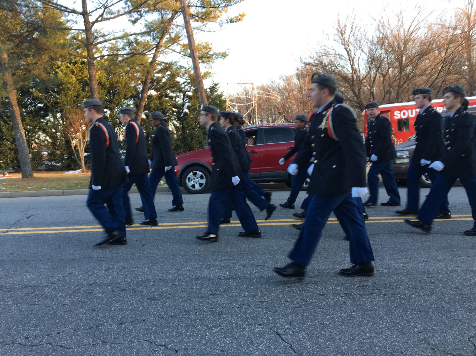 DRB 1211 Parade 01.JPG